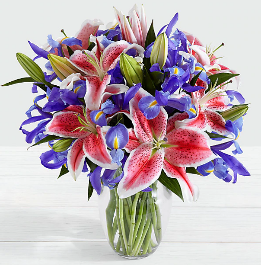 Deluxe Joyful Bouquet With Glass Vase