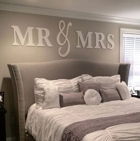 Mr & Mrs Wall Signs KING SIZE